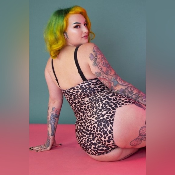Collectif X Playful Promises Leopard Skirted Vintage Inspired Swimsuit - Picture 6 of 15